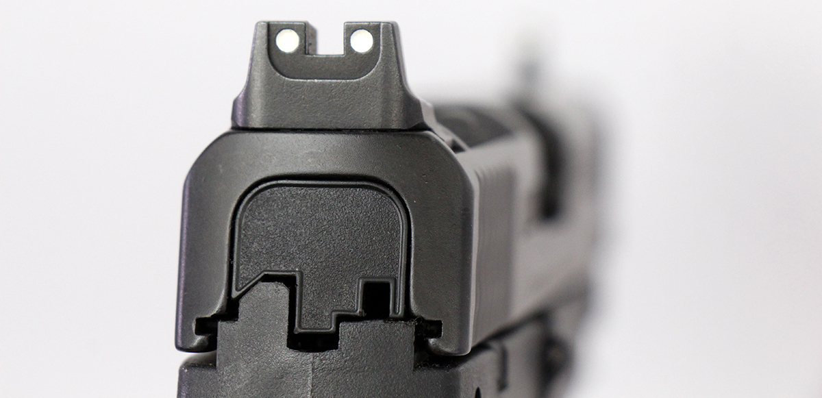 Smith & Wesson M&P 10mm M2.0 10mm Pistol - Used in Good Condition with Box Smith & Wesson M&P 10mm M2.0 10mm Pistol - Used in Good Condition with Box